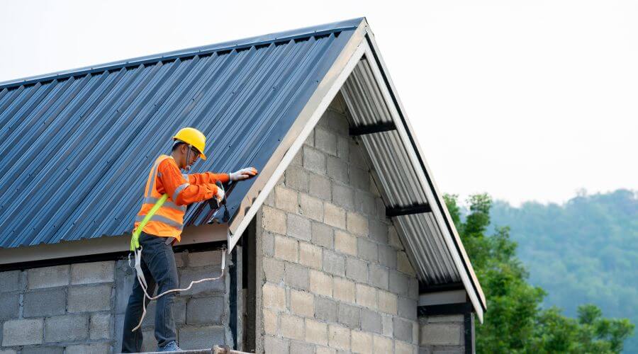 Professional Flat Roofing Installation in Pitsburg, OH